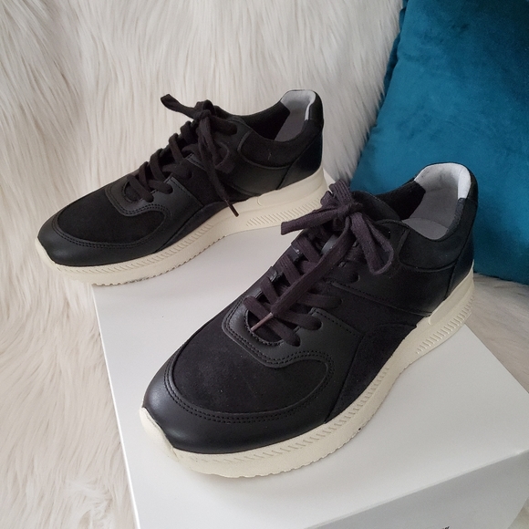 NEW Everlane The Trainer Black Leather Sneakers - Picture 4 of 12